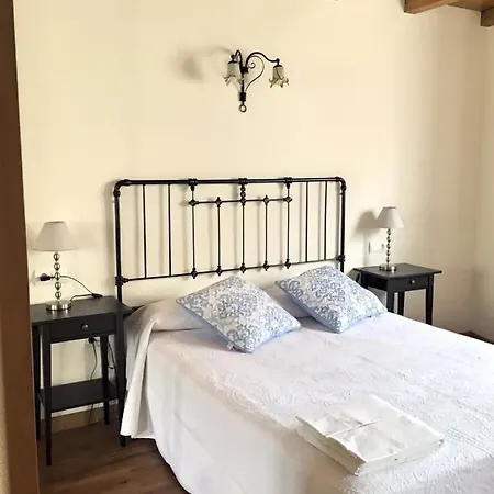 La Fragua بيت للعطل
